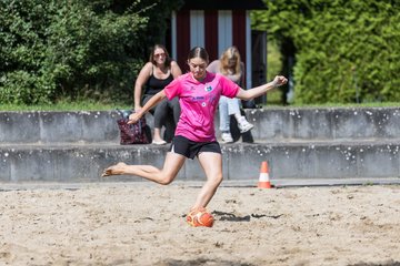 Bild 33 - wBJ/wCJ Beachsoccer Cup